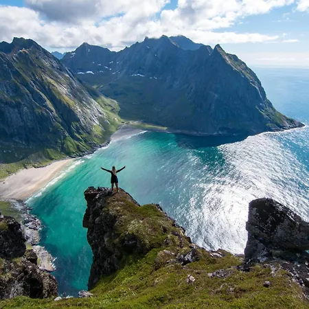 Sundet Lofoten - Fjell- Og Havutsikt Semesterbostad Ramberg