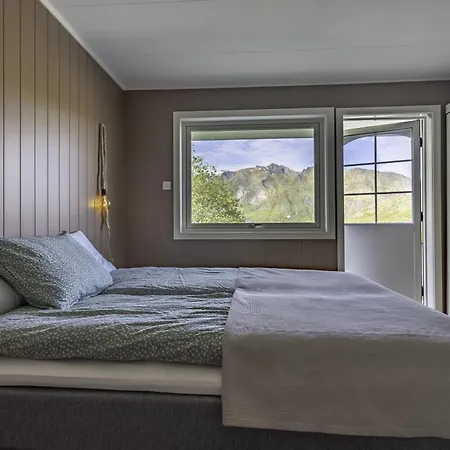Sundet Lofoten - Fjell- Og Havutsikt Holiday home