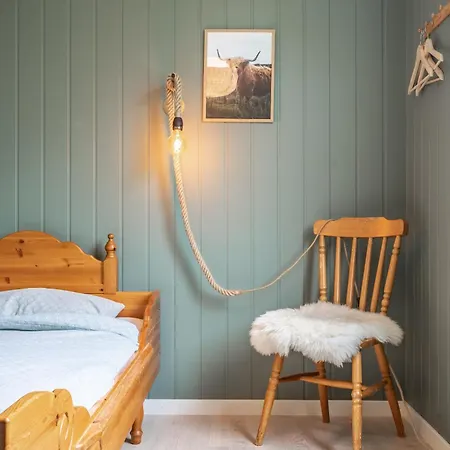 Sundet Lofoten - Fjell- Og Havutsikt Holiday home *