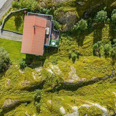 Semesterbostad Sundet Lofoten - Fjell- Og Havutsikt *