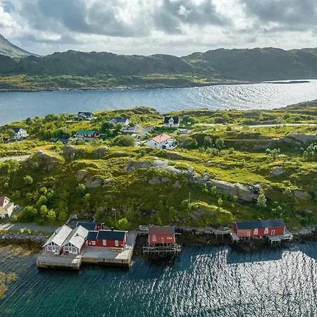 Sundet Lofoten - Fjell- Og Havutsikt Semesterbostad *